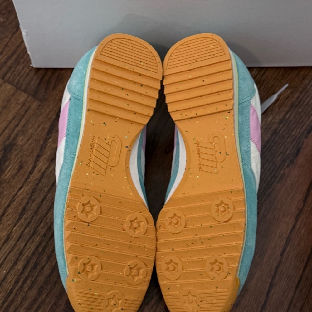 ONCEPT Interstellar Montreal Sneakers - Picture 6 of 12